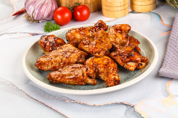 Buffalo chicken wings barbecue sauce