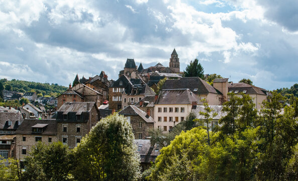 Uzerche, la Perle du Limousin