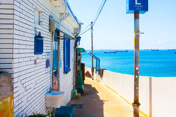 부산 흰여울 문화마을 골목길