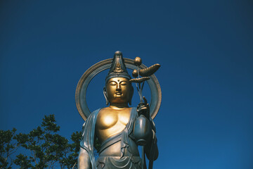 Obraz premium 水間寺、黄金に輝く仏像、大阪、日本