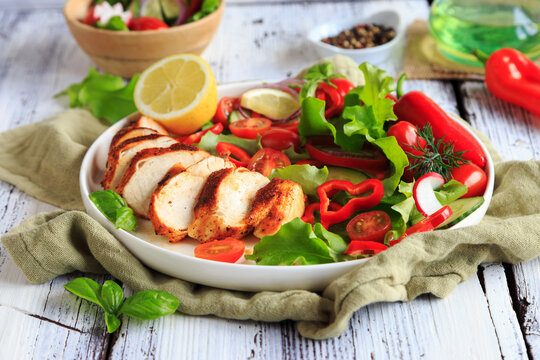 Salat mit H&auml;hnchenbrust