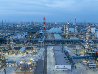 areial view oil refinery at night