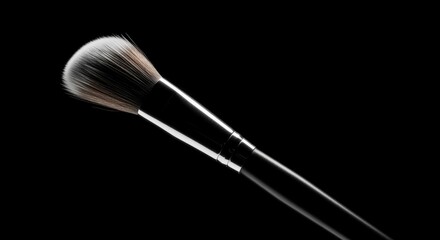 Soft fluffy makeup brush for applying powder foundation or blush
