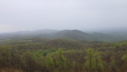 Obraz premium View across the Blue Ridge Parkway and mountains