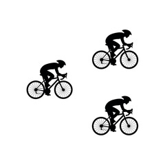 Naklejka premium Three black silhouette cyclists on bicycles on white background cycling sport