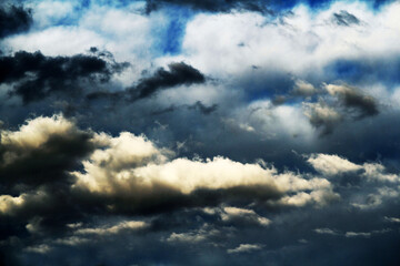 Fototapeta premium Cumulus Clouds on a blue sky