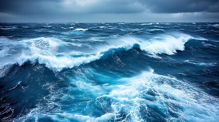 Obraz premium Powerful waves crashing on the open ocean.