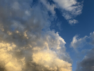 Clouds sky cloudscape weather cloudy heaven Cloud summer sunlight horizon day white atmosphere beauty light freedom environment dawn Himmel Sonnenuntergang Wolken Sonne Sommer bew&ouml;lkt Gewitter
