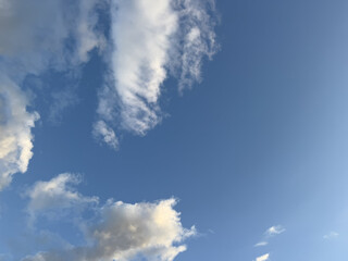 Clouds sky cloudscape weather cloudy heaven Cloud summer sunlight horizon day white atmosphere beauty light freedom environment dawn Himmel Sonnenuntergang Wolken Sonne Sommer bewölkt Gewitter