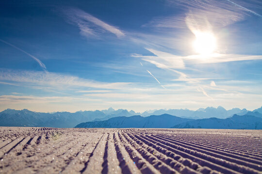 Allg&auml;u - Skifahren - Piste - gespurt - frisch - Winter - Schnee - Ifen