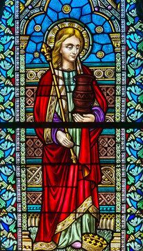 Stained Glass &ndash; Saint Isabella with Crown and Vessel, Rochefort Church, Belgium