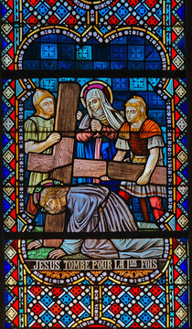 Stained Glass &ndash; Jesus Falls the First Time, Rochefort Church, Belgium