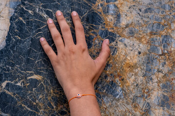 Automatic Marble Slab Cutter in Factory &ndash; Heavy Machinery,Close-up of Textured Marble Surface &ndash; Natural Stone Pattern,Stone Cutting Saw with Water Cooling System &ndash; Marble Workshop