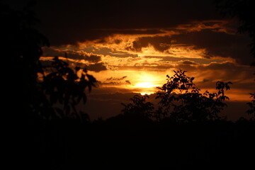 Zachód słońca pewnego dnia, lato