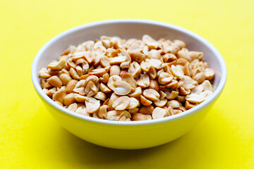 Roasted peanuts for snacking, or used as toppings for various dishes.