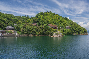 Fototapeta premium 琵琶湖八景 竹生島の風景