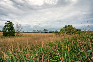 alte stillgelegt Eisenbahnbr&uuml;cke, Darss Meiningenbruecke