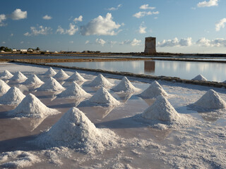 saline di Trapani, mucchi di sale