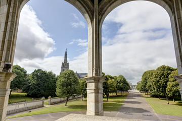 Sanctuaire de Sainte-Anne-d'Auray à Sainte-Anne d'Auray dans le département du Finistère -...