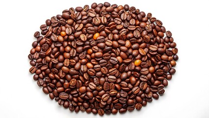 Obraz premium Pile of roasted coffee beans isolated on white background