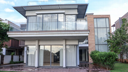 Luxury Golf Villas and Golf Course Near Nandi Hills in South India – Premium Real Estate Community Surrounded by Nature and Close to Major City