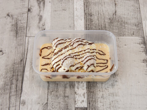 cocconut milkcake