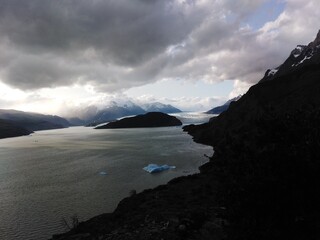 Glaciar a lo lejos