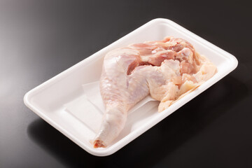 ［岩手県産］いわい鶏　骨付き　もも肉