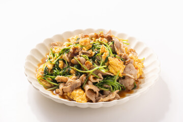 豚肉と豆苗と卵のオイスタソース炒め