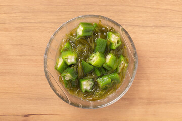 オクラ　めかぶ　麺つゆ和え