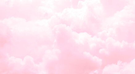 Fototapeta premium Pastel pink sky with soft clouds floating gently, evoking calm, romance, and dreaminess. Perfect for backgrounds, design projects, or inspirational visuals