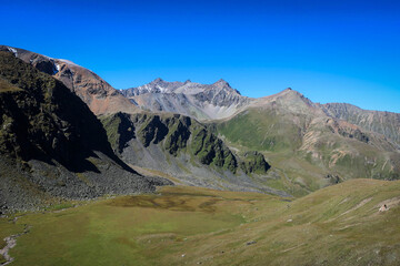 Fototapeta premium Scenic mountains near Kamata, North Osetia, Russia