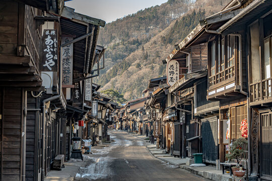 秋の奈良井宿