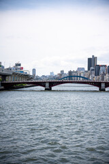 隅田川の橋と東京の空