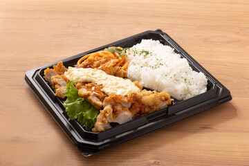 タルタルチキン南蛮　弁当