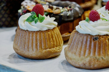 cupcakes with whipped cream