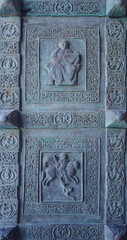 The main portal of the Cathedral, also known as the Bishop's Gate, is a work of great historical and artistic value. Built in bronze in the 12th century, it is composed of 32 bas-relief panels.