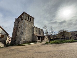 Fototapeta premium Side view of the Church of the Assumption in Revilla de Pomar, Palencia