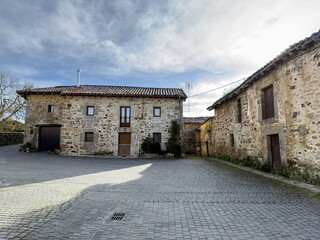 Quiet cobblestone street in Olleros de Paredes Rubias, Palencia
