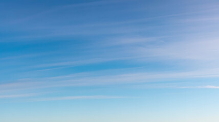 Obraz premium high quality Blue Sky with Thin White Clouds