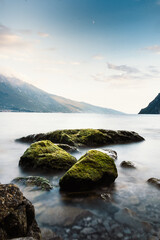 Langzeitbelichtung vom Gardasee