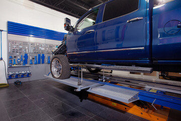 truck on body shop alignment machine