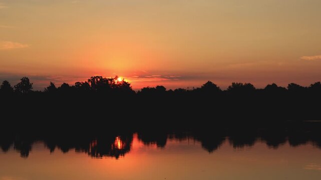 Speed Ramp Sunrise Timelapse over Colorado Lake