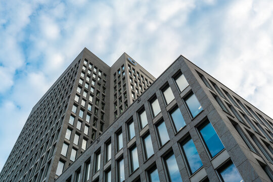 Modern Architecture in Hamburg: Summer Day Perspectives