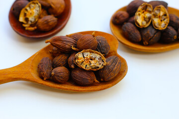 Dried Black Cardamom or Greater Cardamom