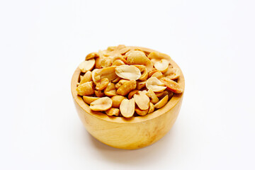 Roasted peanuts for snacking, or used as toppings for various dishes.