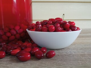 The dogwood from my garden is healthy and tasty, in the village we make drinks.