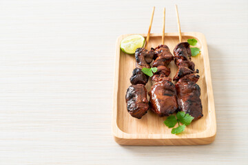 grilled chicken liver with herbs and spices