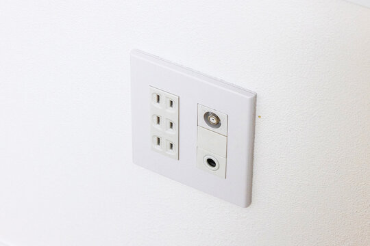 コンセント　電源　Japanese power outlet interior parts