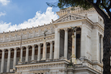 Complex of the Victorian Ala Brasini